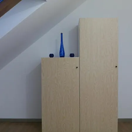 Lägenhet Zentral Wohnen Am Querweg!