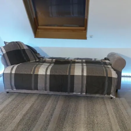 Zentral Wohnen Am Querweg! Apartmán